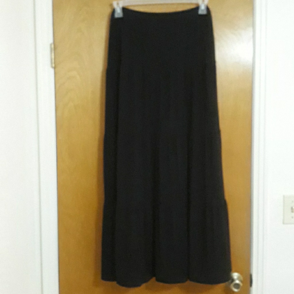 St John's Bay 3 tiered Black Skirt XL